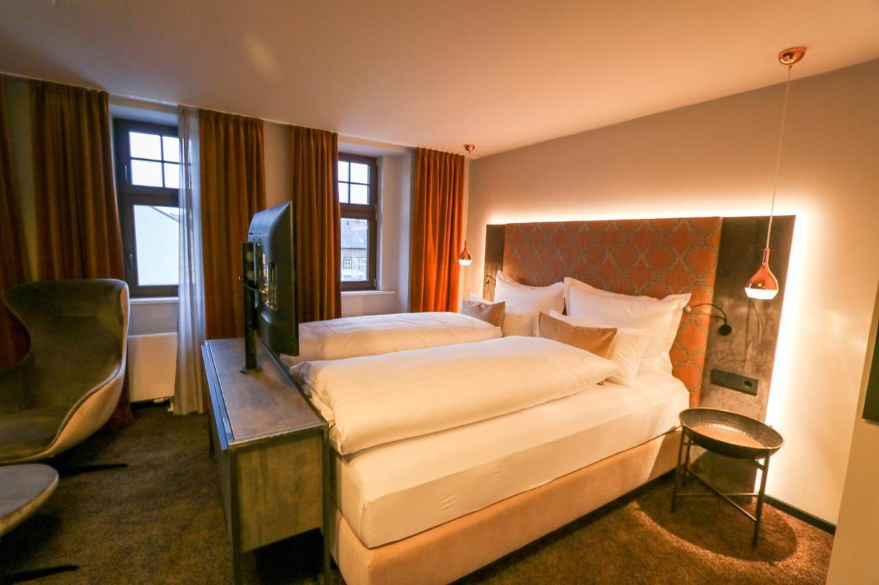 Boutiquehotel Burg Adenbach & Alter Weinbau Bad Neuenahr-Ahrweiler Ngoại thất bức ảnh