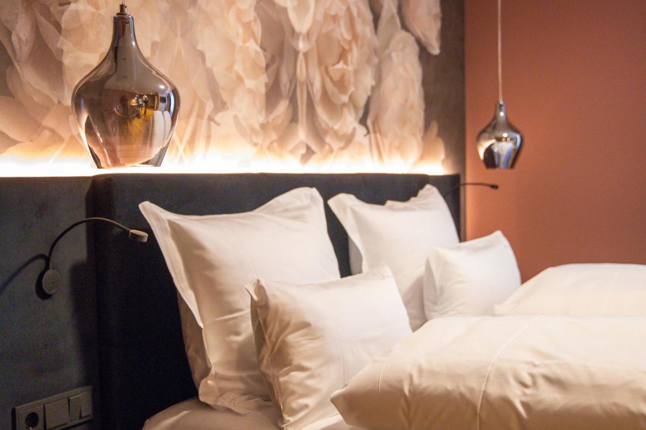 Boutiquehotel Burg Adenbach & Alter Weinbau Bad Neuenahr-Ahrweiler Ngoại thất bức ảnh