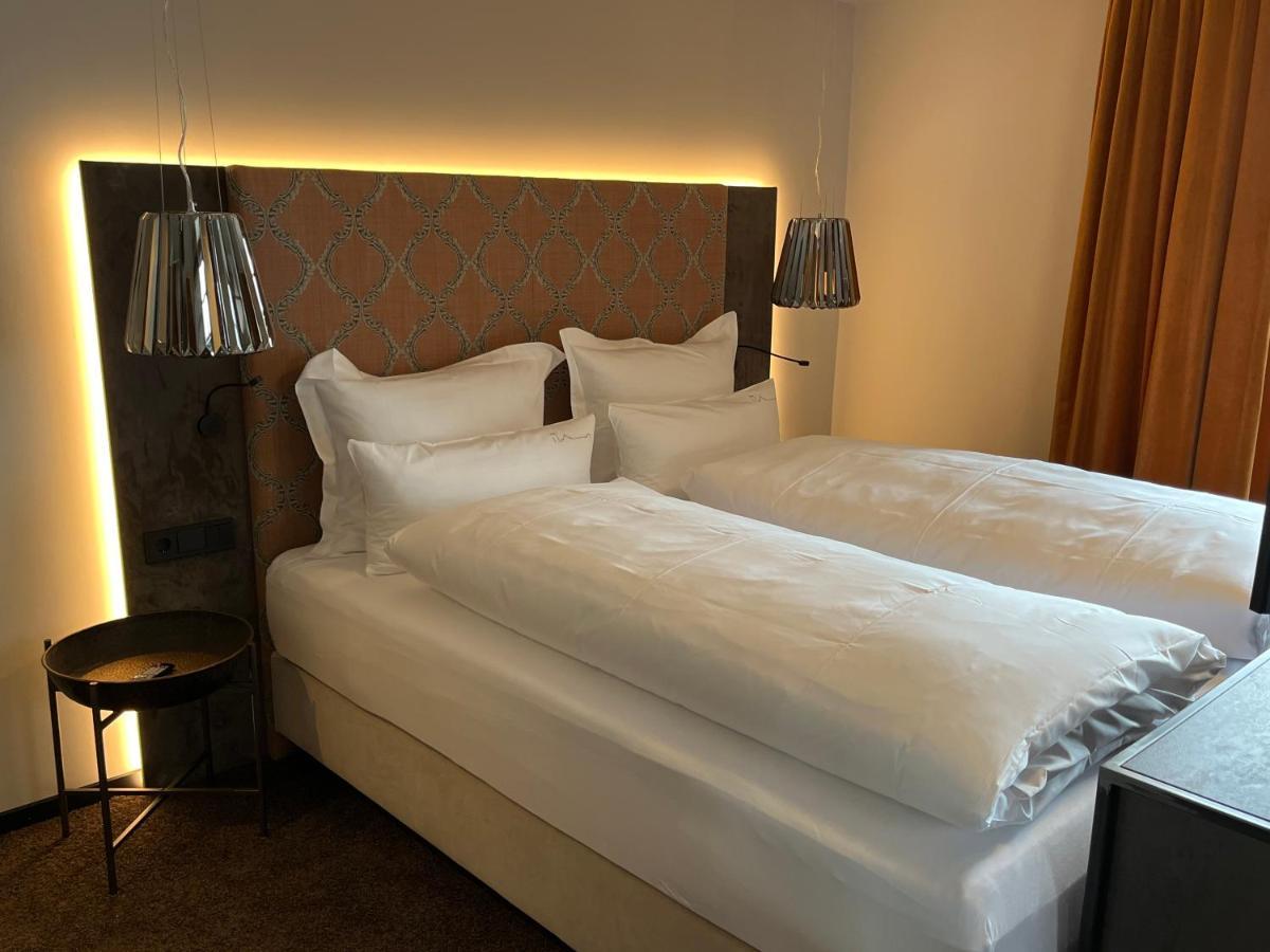 Boutiquehotel Burg Adenbach & Alter Weinbau Bad Neuenahr-Ahrweiler Ngoại thất bức ảnh