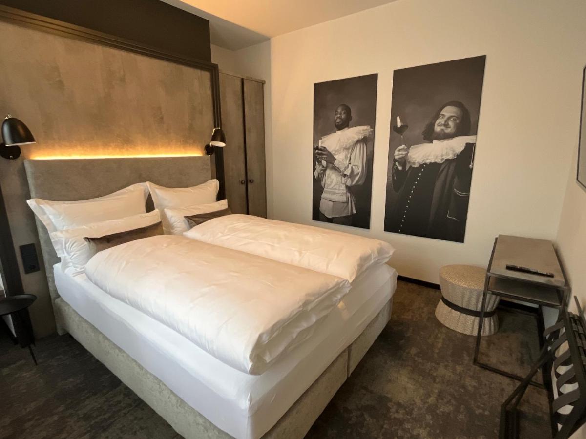 Boutiquehotel Burg Adenbach & Alter Weinbau Bad Neuenahr-Ahrweiler Ngoại thất bức ảnh