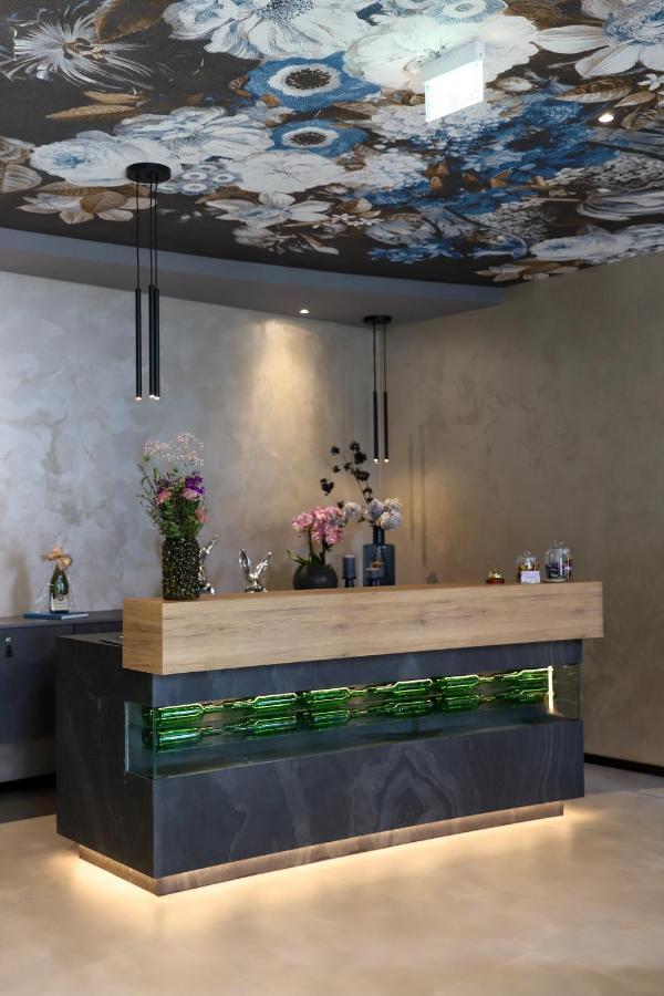 Boutiquehotel Burg Adenbach & Alter Weinbau Bad Neuenahr-Ahrweiler Ngoại thất bức ảnh