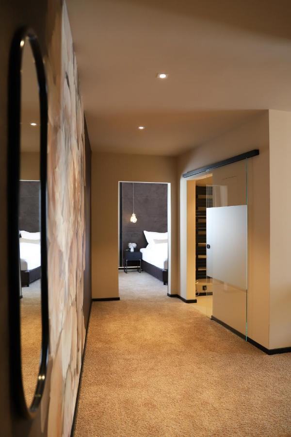 Boutiquehotel Burg Adenbach & Alter Weinbau Bad Neuenahr-Ahrweiler Ngoại thất bức ảnh