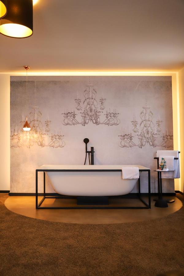 Boutiquehotel Burg Adenbach & Alter Weinbau Bad Neuenahr-Ahrweiler Ngoại thất bức ảnh
